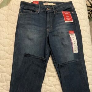 Levi mid rise skinny soft stretch jeans 4M NWT